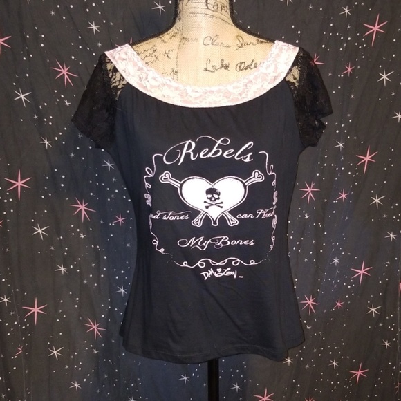 NWOT Rebels tshirt - Picture 1 of 5